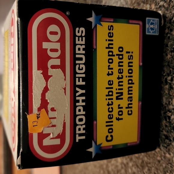 Nintendo - Picture 6 of 8